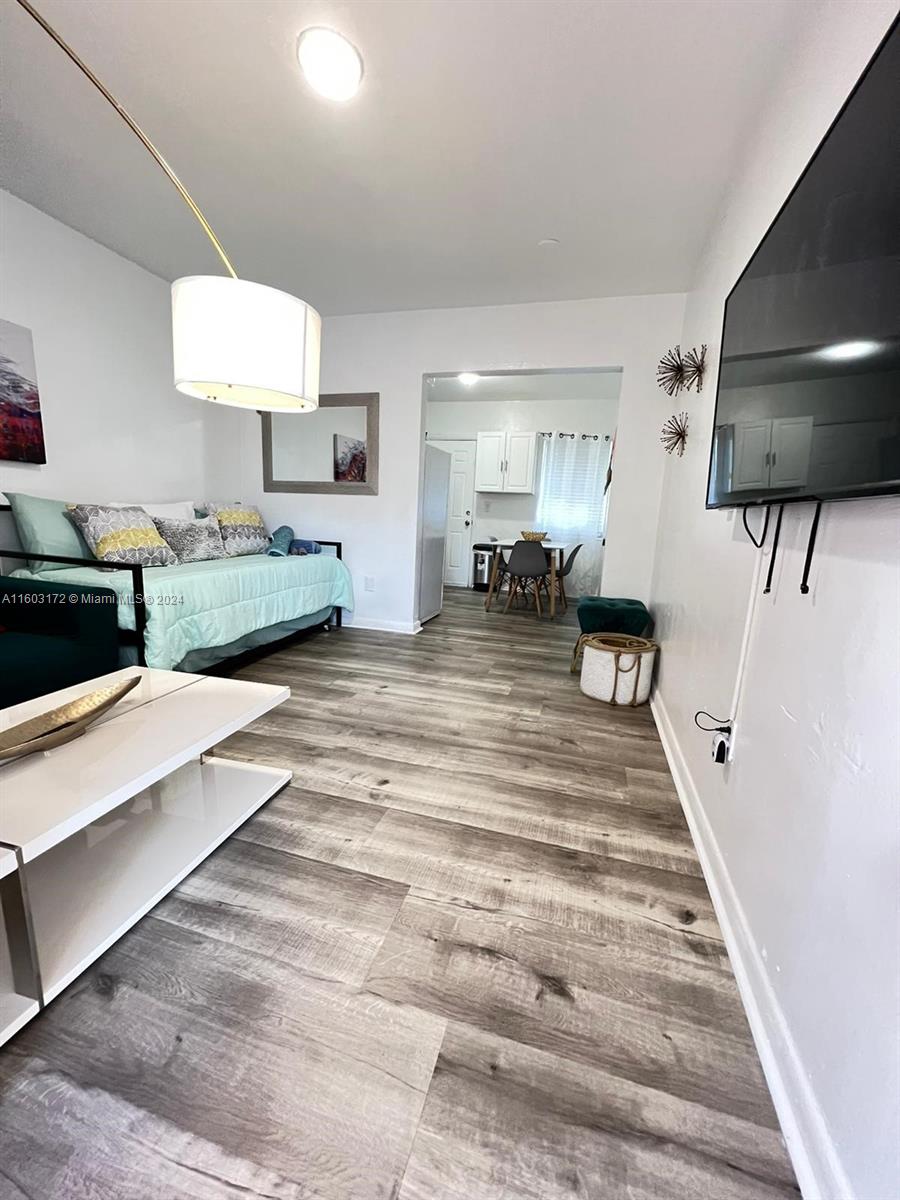 2424 NW 7th Ct #3, Miami, FL, 33127 Miami FL 33150