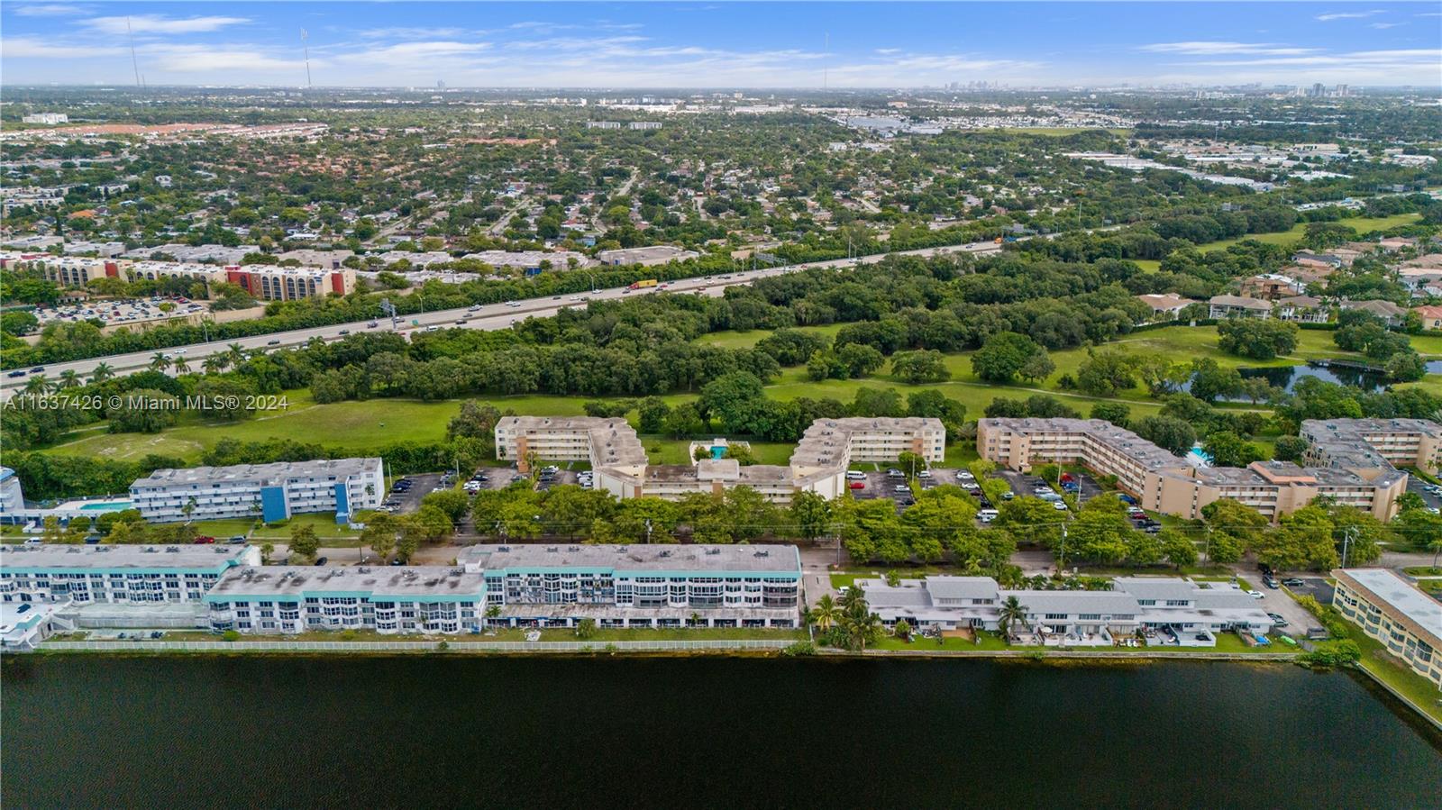 19051 NE 2nd Ave #1515, Miami, FL, 33179 Miami FL 33179